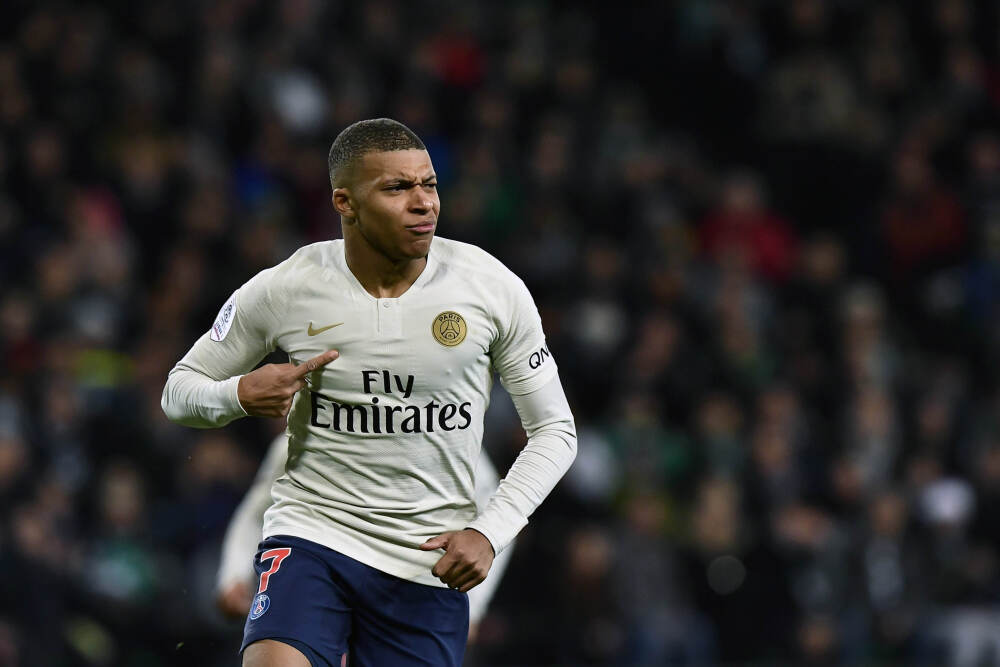 原本给唇裂女婴治病，医生却说妈妈也要手术……